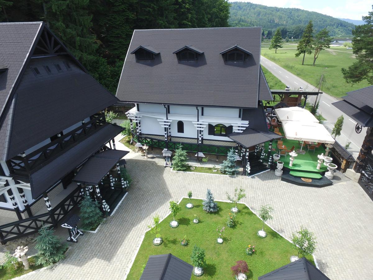 Hotel Complex Lions Bucovina Voronet Zewnętrze zdjęcie