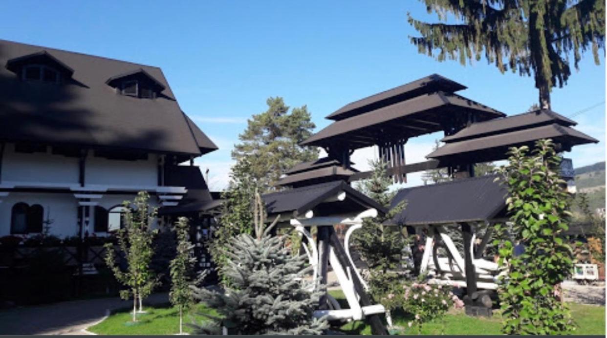 Hotel Complex Lions Bucovina Voronet Zewnętrze zdjęcie